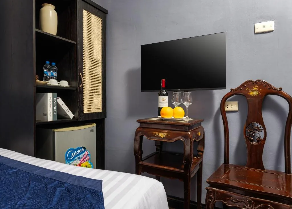 Queen Room — Amanda Boutique Hotel & Travel